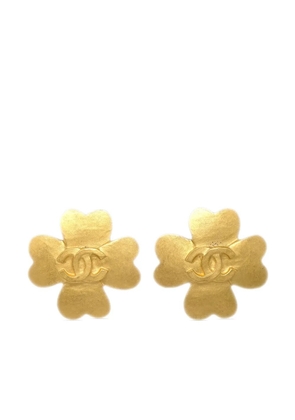CHANEL Pre-Owned 1995 Clover clip-on earrings - Gold