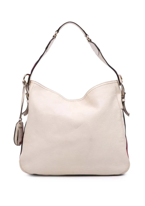 Gucci Pre-Owned 2016-2025 Medium Pebbled Calfskin Web Heritage shoulder bag - White
