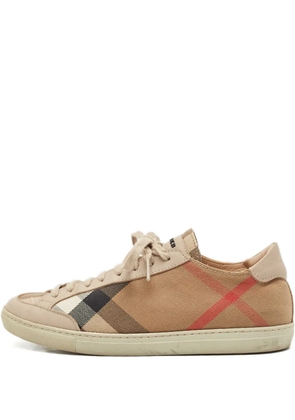 Burberry Pre-Owned check sneakers - Neutrals