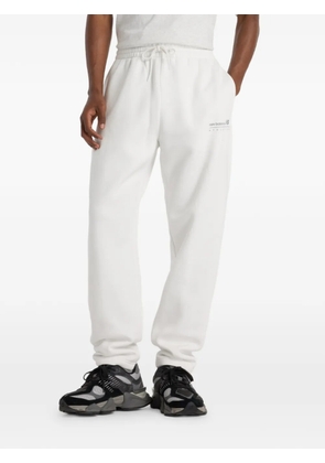 New Balance Graphic Fleece Trousers - White