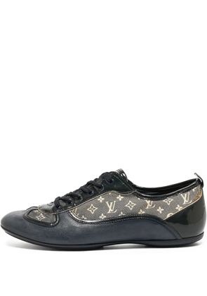 Louis Vuitton Pre-Owned 2019 monogram-pattern sneakers - Blue