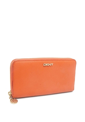 DKNY logo-lettering zip-around wallet - Orange