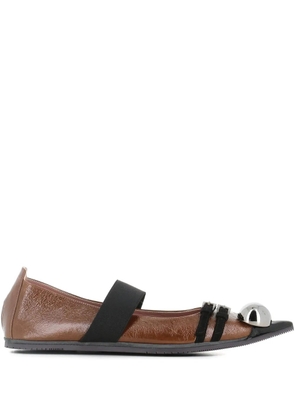 Dove Nuotano Gli Squali elasticated-strap ballet flats - Brown