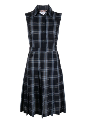 Thom Browne plaid-check pleated shirtdress - Blue