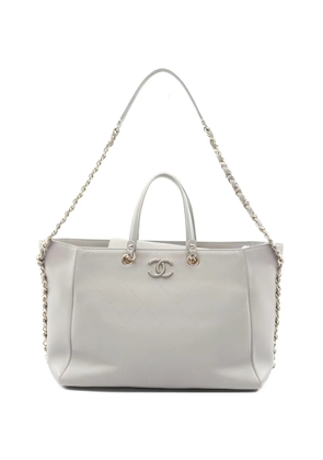 CHANEL Pre-Owned 2019 chain-strap totebag - Grey
