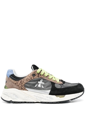 Premiata Mase logo-patch sneakers - Black