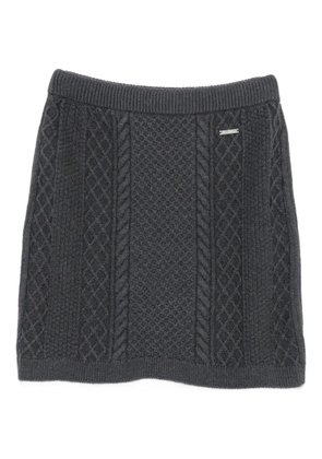 JW Anderson logo-plaque cable-knit mini skirt - Grey