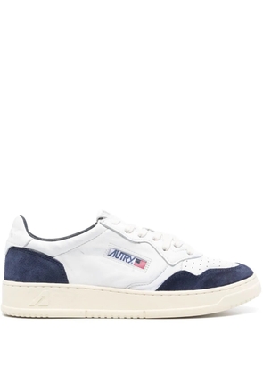 Autry Medalist lace-up leather sneakers - White
