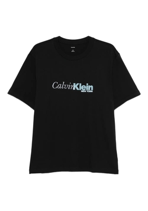Calvin Klein logo-print T-shirt - Black