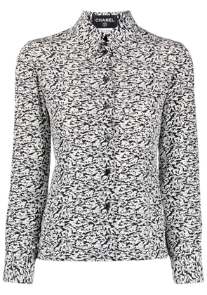 CHANEL Pre-Owned 2003 city-print silk shirt - Black
