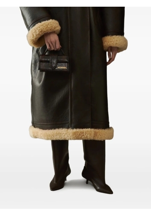 Jacquemus The Bambino top-handle leather clutch bag - Brown