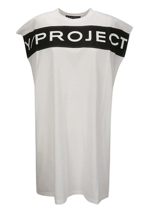 Y/Project logo-print cotton dress - White