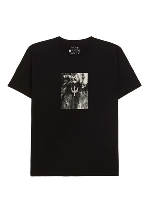 Osklen trident-print T-shirt - Black