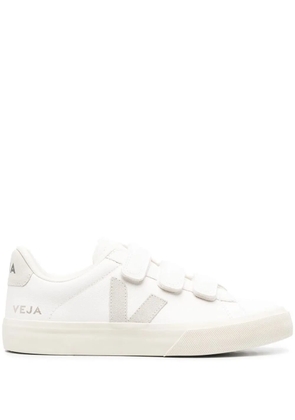 VEJA Recife Chromefree low-top sneakers - White