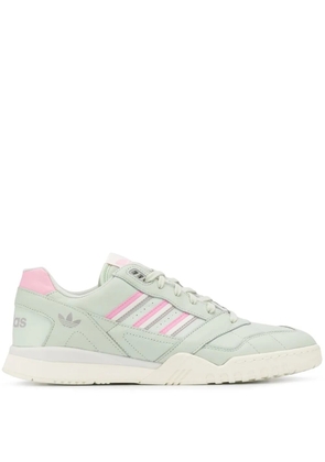 adidas Adidas Originals A.R. sneakers - Green