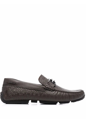 Bally logo-plaque leather loafers - Brown