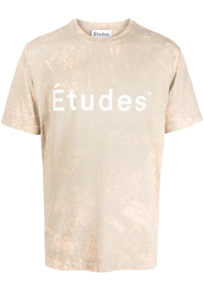Études Studio logo-print bleached T-shirt - Neutrals