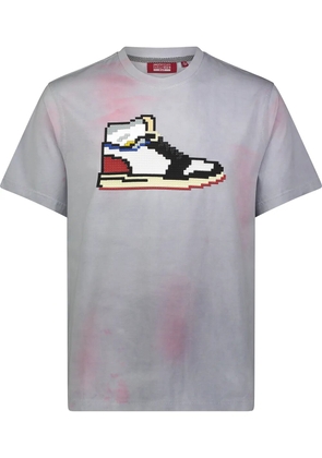 Mostly Heard Rarely Seen 8-Bit sneaker print T-shirt - Grey