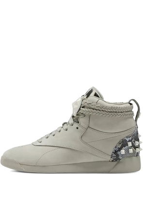 Reebok x Wonder Woman 1984 Freestyle sneakers - Grey