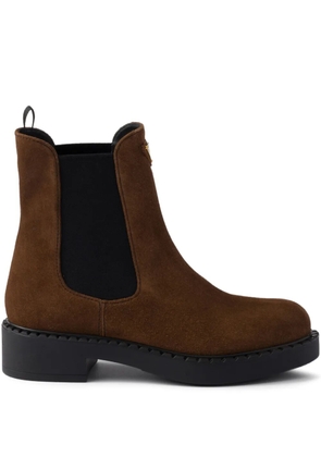 Prada logo-plaque chelsea boots - Brown