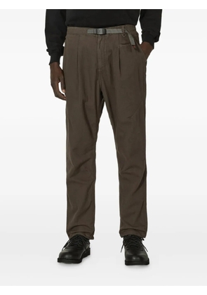 Undercover pleated belted trousers - Brown