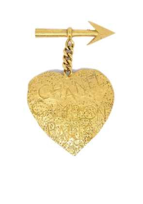 CHANEL Pre-Owned 1993 bow & arrow heart brooch - Gold