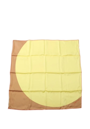 Hermès Pre-Owned 2020s Mega Pois carres 70 silk scarf - Yellow
