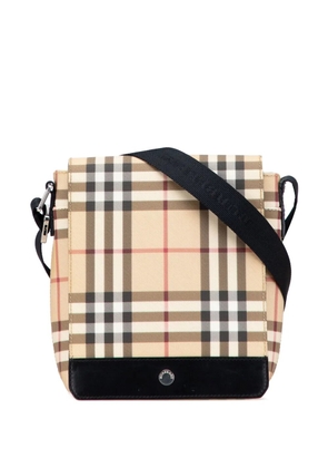 Burberry Pre-Owned 2003 House Check Canvas Flap crossbody bag - Brown