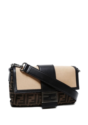Fendi Pre-Owned 2010-2020s Zucca Mamma Baguette shoulder bag - Brown