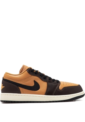 Nike Air Jordan 1 Low leather sneakers - Brown