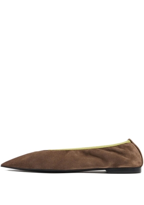 Bimba y Lola suede pointed-toe flat pumps - Brown