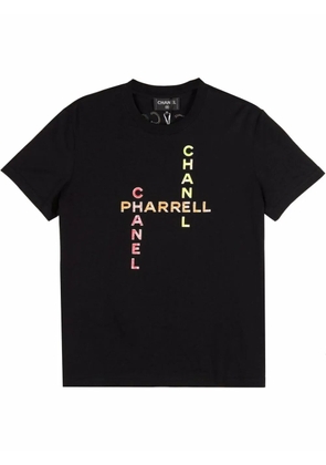 CHANEL Pre-Owned x Pharell 2019 logo-print T-shirt - Black