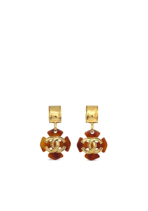 CHANEL Pre-Owned 1994 tortoiseshell-effect clover CC clip-on earrings - Gold