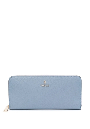 Furla logo-plaque zip-up wallet - Blue