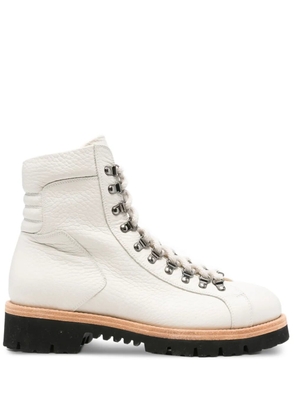 Eleventy lace-up leather boots - White