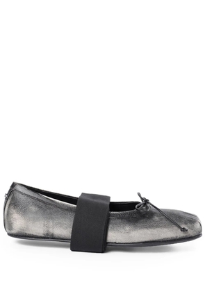 Ann Demeulemeester bow-detailing ballet flats - Grey