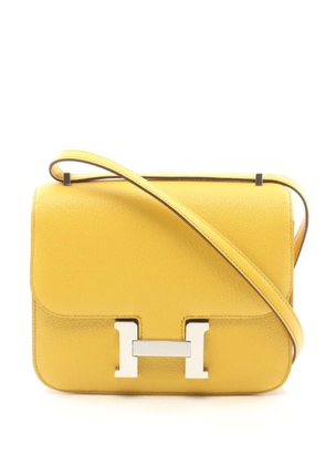 Hermès Pre-Owned 2023 mini Constance 3 shoulder bag - Yellow