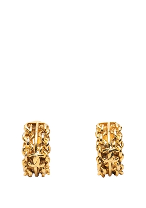 CHANEL Pre-Owned 1970-1980 Gold Plated CC Chain Clip On Earrings costume earrings