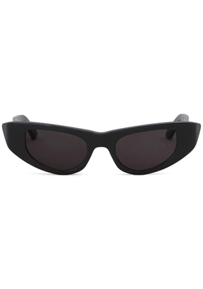 Marni Eyewear cat eye-frame tinted sunglasses - Black