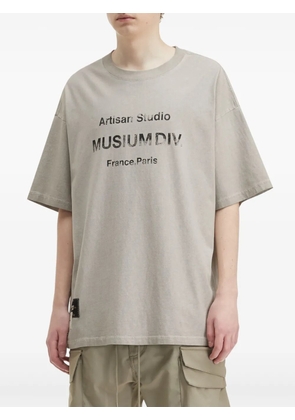 Musium Div. graphic-print oversized T-shirt - Grey