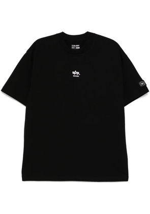 izzue logo-print T-shirt - Black