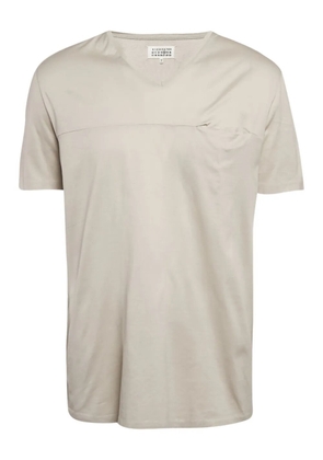 Maison Martin Margiela Pre-Owned chest-pocket V-neck T-shirt - Grey