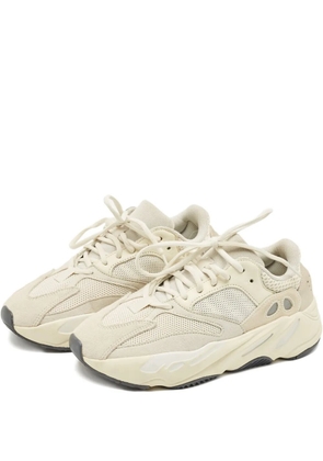 adidas Yeezy Yeezy Boost 700 mesh sneakers - Neutrals