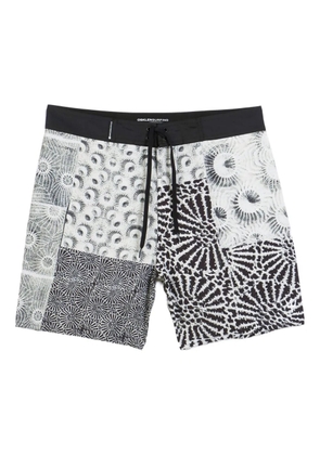 Osklen patchwork floral shorts - White
