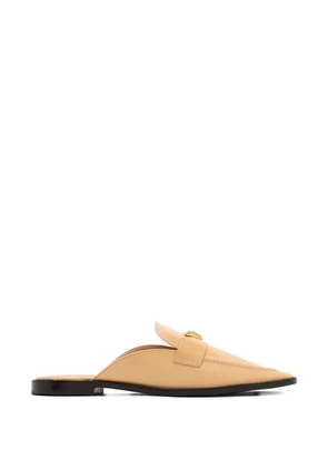 Schutz triangle-plaque loafers - Neutrals