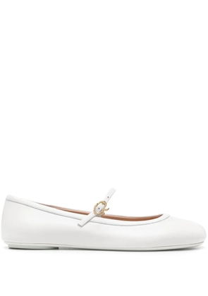 Gianvito Rossi round-toe leather ballerina shoes - White