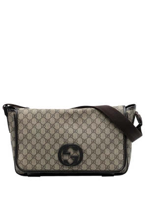 Gucci Pre-Owned 2016-2025 GG Supreme Interlocking G crossbody bag - Brown