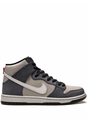 Nike SB Dunk High Pro 'Medium Grey' sneakers