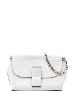 Loewe Pre-Owned 2016 Leather Repeat Anagram Avenue crossbody bag - White