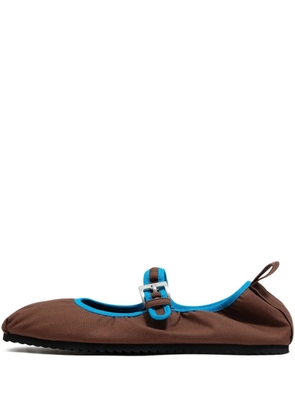 Bimba y Lola buckle-strap ballet flats - Brown